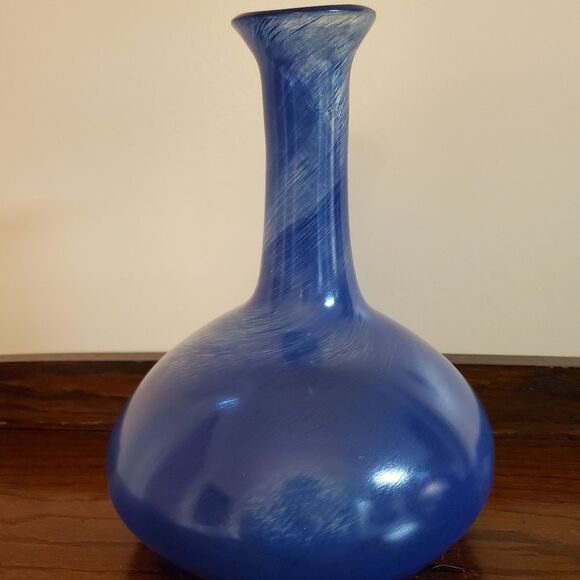 Lebanon Hand Blown Bottle Vase Glass Recycled from Beirut 2020 Explosion - Picture 4 of 6